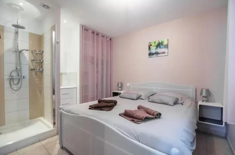 Appartement Amethyste Vals Les Bains Apartmán